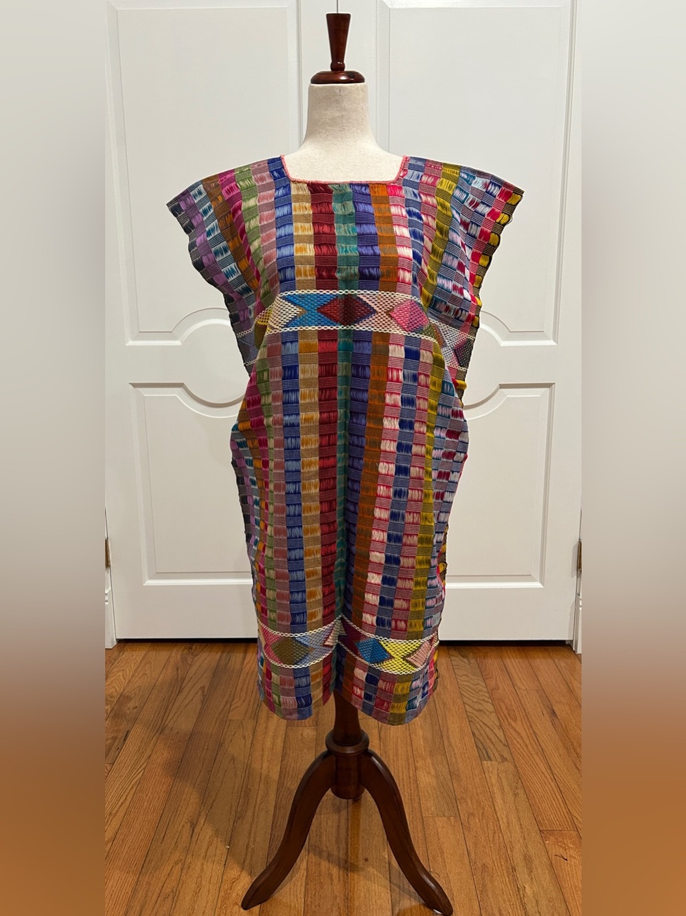 Handwoven Chiapas huipil Dress. 100 % handmade 0n a backstrap loom.